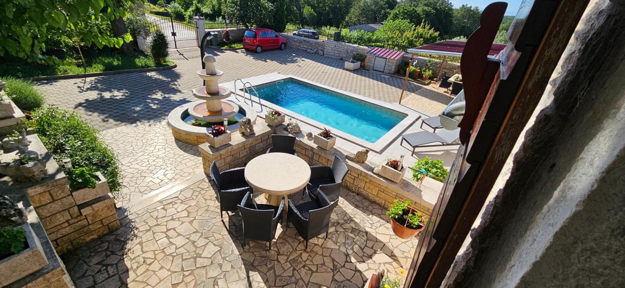 Apartments Vesna With Pool - New! Sveti Lovreč Pazenatički Camera foto
